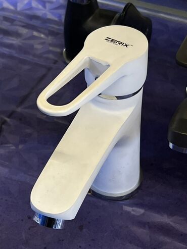 цена смесителя на кухню: Смеситель для умывальника ZERIX, однорычажный - Тип: однорычажный