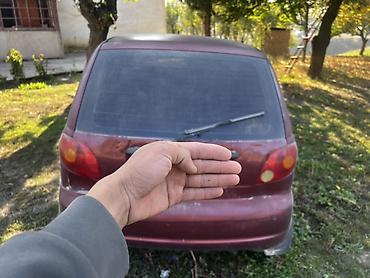 авторазбор нива: Компактный городской хэтчбек, 5 дверей, бордовый цвет. Особенности и — 3