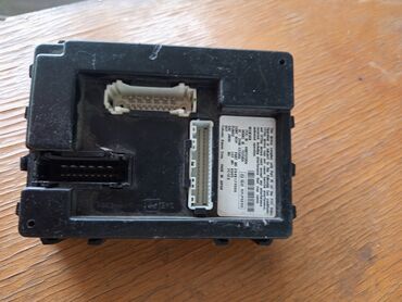 Опорные подушки амортизаторов: Опорная подушка амортизатора Nissan 2005 г., Б/у, Оригинал, США — 29