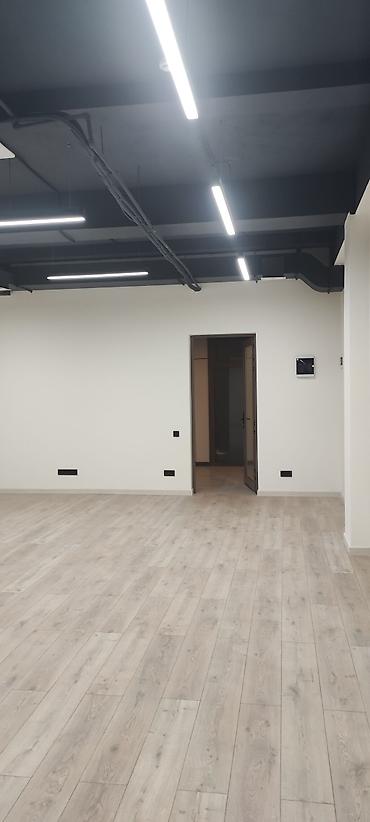 ско: Сдаю Офисный кабинет: 58 м², В бизнес центре, С ремонтом, Первая линия — 8