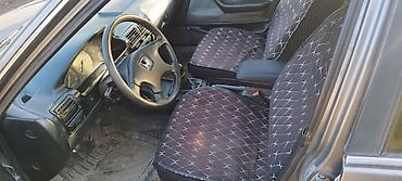 Honda Accord: 1992 г., 2 л, Кол менен иштөөчү, Бензин, Седан lalafo.kg да — 10 Honda Accord: 1992 г., 2 л, Кол менен иштөөчү, Бензин, Седан — 10