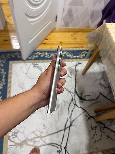 simde gizlin nomre: Samsung Galaxy S24 Ultra, 256 GB, rəng - Qızılı, Zəmanət, Düyməli, Barmaq izi — 6