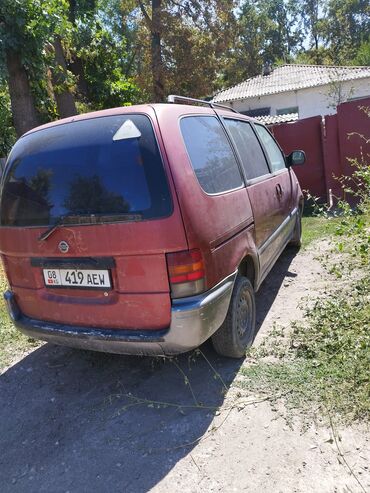 машина арзан: Nissan 280 C: 1995 г., 1.6 л, Механика, Бензин, Вэн/Минивэн