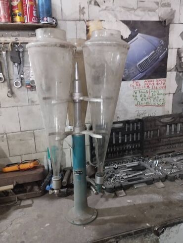 купить оборудование для алмазного бурения бу: Колбы для сиропов газеровонай воды. 3 колбы со стойкой и кранами. цена