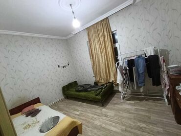 tumbo: Təknəfərlik çarpayı, Tumba