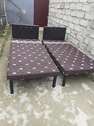 tekli carpayi: Kravat taza 
Hazırı var — 1
