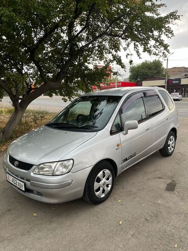 Toyota: Toyota Corolla: 1999 г., 1.8 л, Автомат, Бензин, Минивэн