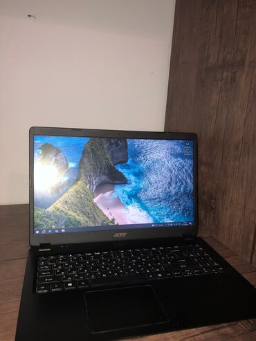 acer neotouch p400: İşlənmiş Acer Aspire, 15.6 ", Intel Core i3, 1 TB, Ünvandan götürmə