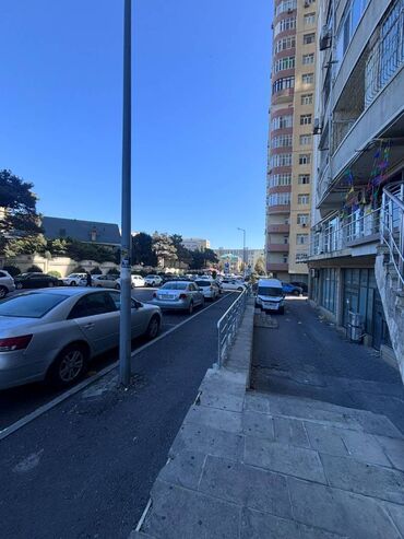 Mənzil kirayələyirəm: 10 otaq, 120 kv. m — 2