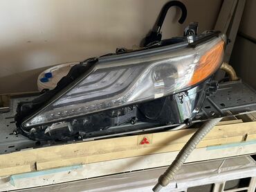 Arxa stopları: Sol, Yaxın və uzaq vuran işıqlar Toyota, Orijinal, Yaponiya, İşlənmiş