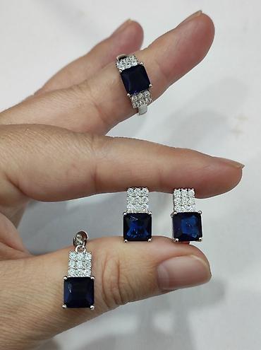 Серебряные наборы украшений: Серебряный Набор с камнями Сапфир Серебро 925 пробы Размеры имеются — 9