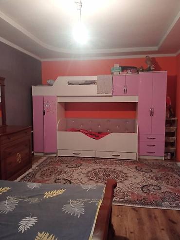 участок малаводный: 6 комнат и более, 200 м², 18 соток, Бишкек, Ак-Бата ж/м Собственник — 8