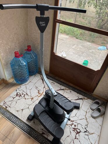 Digər trenajorlar: Kardio Slim stepper, effektiv şəkildə məşq etmək və fiziki formasını