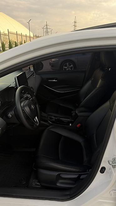 100: Toyota Corolla: 2020 г., 1.8 л, Вариатор, Гибрид, Седан — 6