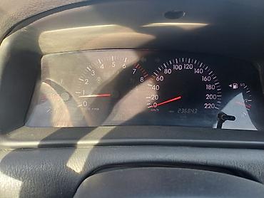 машина обмен на телефон: Toyota Corolla: 2005 г., 1.6 л, Механика, Бензин, Седан — 4