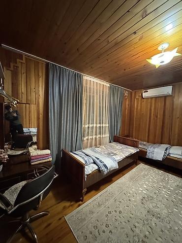 Посуточная аренда комнат: Шаардын так ортосунда Таза Хостел Кыз жигиттер кирууго болбойт Баасы — 5