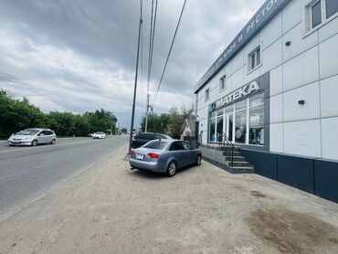 продаю дом город ош: Дом, 170 м², 8 комнат, Собственник, ПСО (под самоотделку)