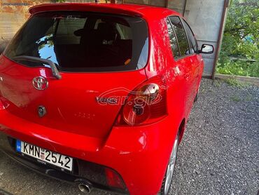 Toyota Yaris: 1.3 l | 2008 year Hatchback