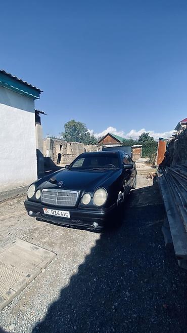 я ищу мерс: Mercedes-Benz E-Class: 1997 г., 2 л, Механика, Бензин, Седан — 8