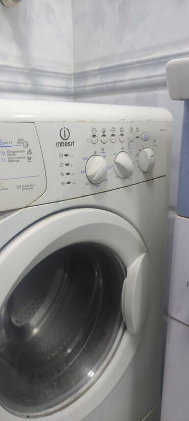 iwdemiw: Стиральная машина Indesit, 5 кг, Б/у, Самовывоз