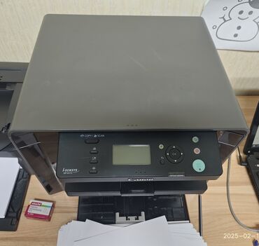 Принтеры: Продаю Canon mf4410 МФУ 3 в одном, работает отлично Чёрно-белая