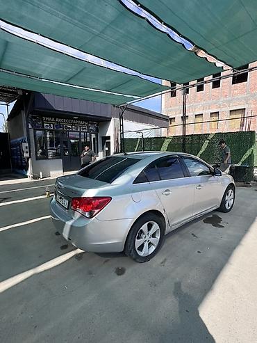 шевролет спарк: Chevrolet Cruze: 2011 г., Автомат, Бензин, Седан — 1