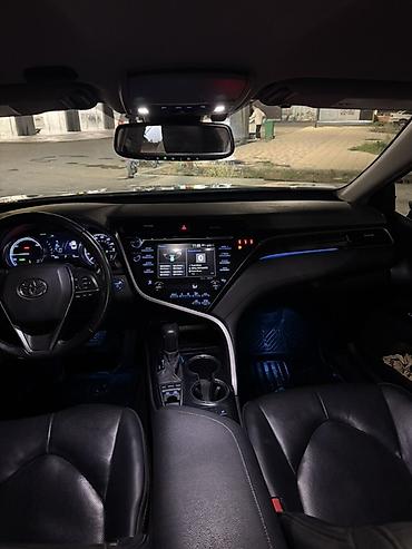 Toyota: Toyota Camry: 2020 г., 2.5 л, Автомат, Гибрид, Седан — 8