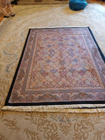 dekorativ güller: Xalça Dekorativ