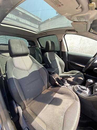 пежо 301: Peugeot 308: 2010 г., 1.6 л, Автомат, Бензин, Хэтчбэк — 2