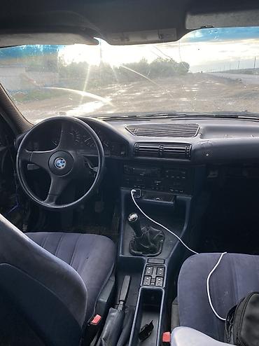 нур мото: BMW 5 series: 1992 г., 2.5 л, Механика, Бензин, Седан — 2