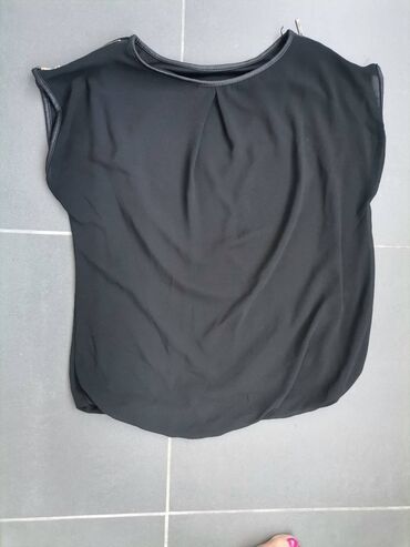 crop top majice: L (EU 40), color - Black