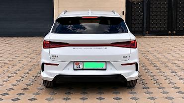 byd e2 2025: BYD E2: 2023 г., Электромобиль, Хэтчбэк — 5