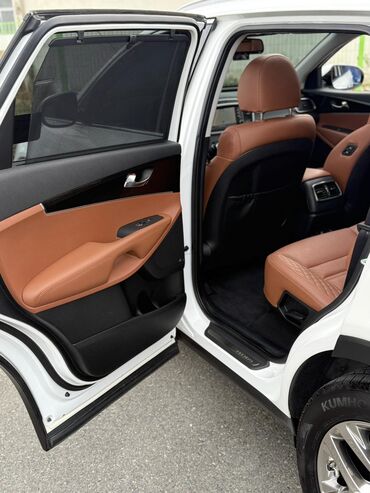 Kia: Kia Sorento: 2019 г., 2.2 л, Дизель at lalafo.kg — 17 Kia: Kia Sorento: 2019 г., 2.2 л, Дизель — 17
