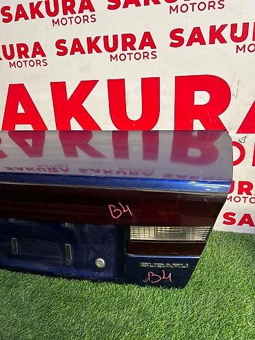 outback 2004: Крышка багажника Subaru, Б/у, Оригинал — 3