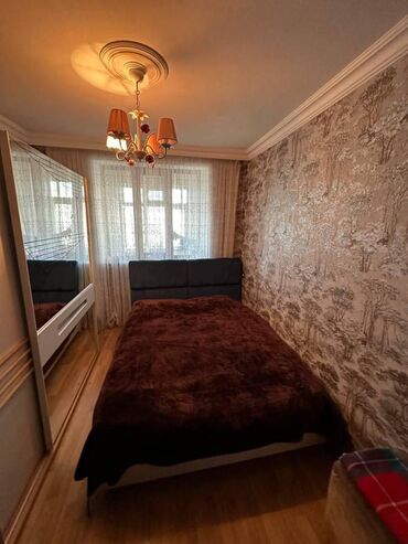 Uzunmüddətli kirayə mənzillər: Əhmədli metrosu,Katvnin arxasında,9 mərtəbənin,9-cu mərtəbəsində,3 — 5