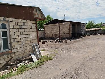 1 комнатная квартира студия: Kamaz Təmir Sexi - Künc mövqedə, daş hasarla tam çevrələnmiş geniş — 5