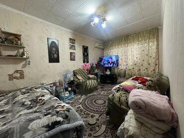 срочная продажа квартир в бишкеке без посредников: 2 бөлмө, 52 кв. м, Жеке план, 1 кабат, Косметикалык ремонт