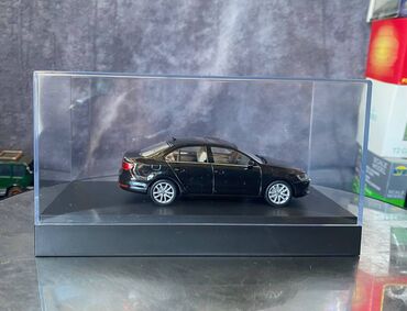 Avtomobil modelləri: 2015 il, 1:43, Dəmir, Ödənişli çatdırılma — 8