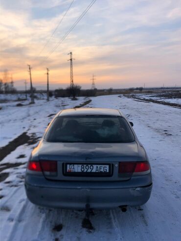 Mazda: Mazda 626: 1992 г., 2 л, Механика, Бензин, Седан