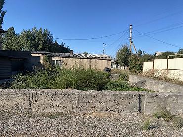 Продажа домов: Продается большой участок с времянкой Новопокровка, Район Нооруз — 3