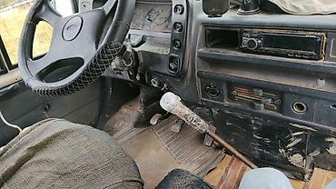 dunlop шины: Ford Transit: 1992 г., 2 л, Механика, Дизель, Фургон — 6