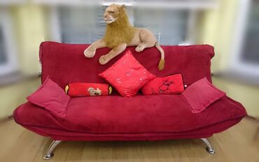 диван для одного человека: Диван-кровать, цвет - Красный, Б/у