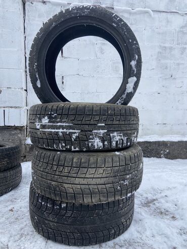 машина масла: Шины 215 / 45 / R 17, Зима, Б/у, Комплект, Легковые, Франция, Michelin