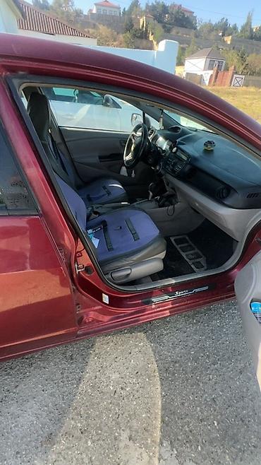 sador disk: Honda Insight – hibrid hetçbek - Rəng: tünd qırmızı/metalik - Kuzov — 4