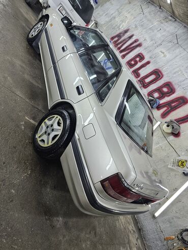 Mazda: Mazda 626: 1989 г., 2 л, Механика, Бензин, Седан
