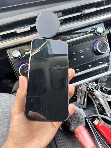 Apple iPhone: IPhone 15 Pro, Black Titanium, Кабель