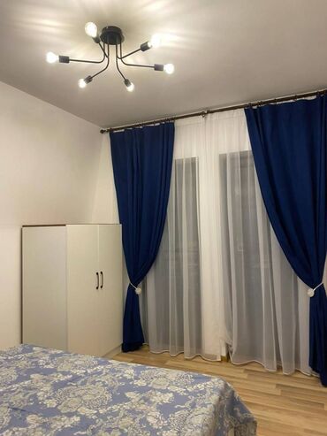 Günlük kirayə evlər: 100 kv. m, 4 otaqlı, Qaz, Kanalizasiya, Kombi — 6