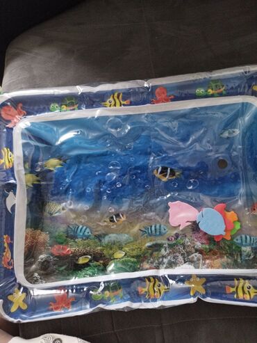 детские бу игрушки: Продаю игрушку для детей от 3 мес наливаем воду и плавают рыбки