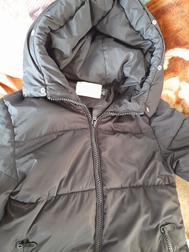 зимние женские куртки с капюшоном: Пуховик, M (EU 38)