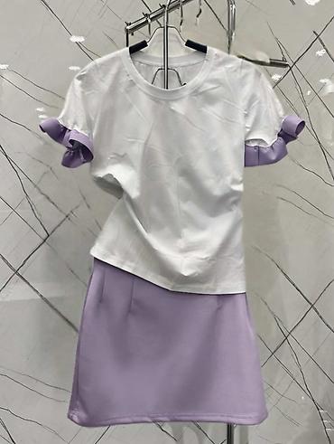 Kompleti: Komplet
Cena 1900
Uni vel.
V14 — 9